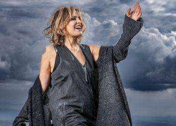 Irene Grandi celebra i 30 anni di carriera con il “Fiera di me” tour