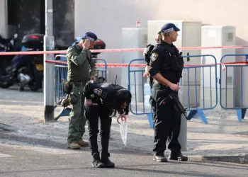 ‘La polizia ha fatto irruzione nell’ufficio di Netanyahu’