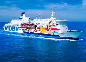 Giraglia in avaria, Moby Zaza per i collegamenti con la Corsica