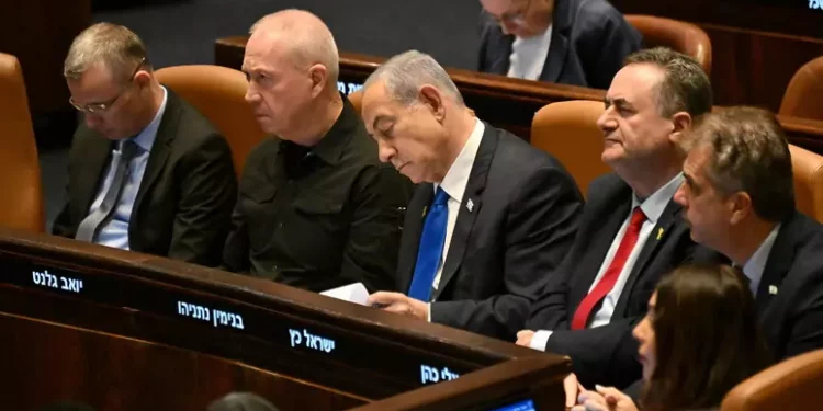 Netanyahu licenzia il ministro della Difesa Gallant