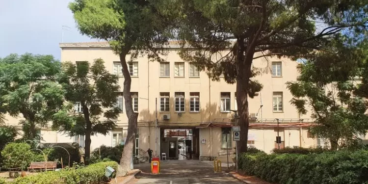‘Niente reparto dedicato a detenuti a Cagliari’, esposto garante