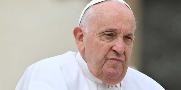 Papa: “Si indaghi se a Gaza genocidio”