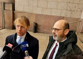 Peculato con 8xmille, riformulate accuse Tonino Becciu e altri 8