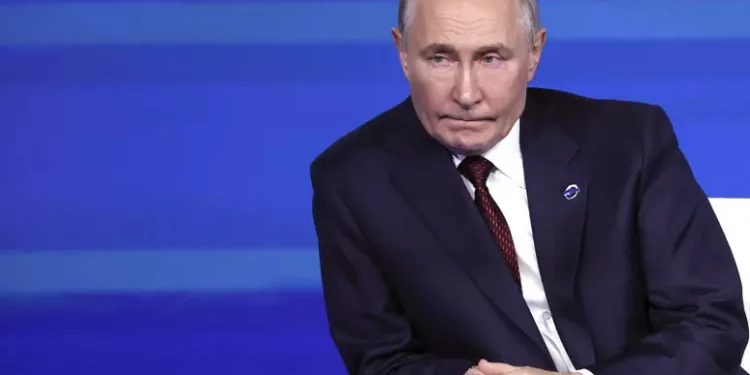 Putin si congratula con Trump per la sua vittoria