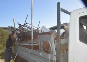 Vecchia discarica ripulita dai volontari a La Maddalena