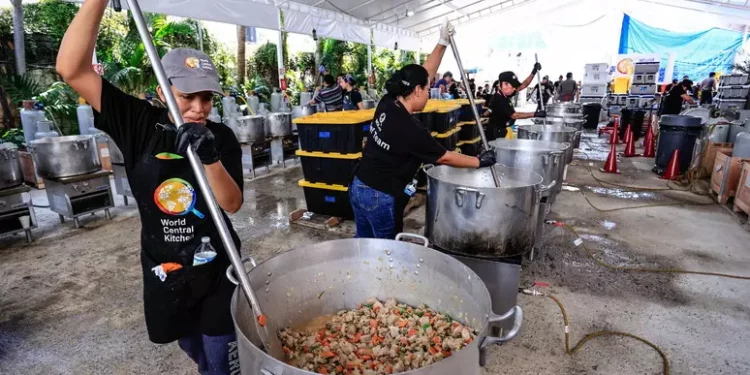 Al Jazeera, 3 operatori World central kitchen uccisi a Gaza