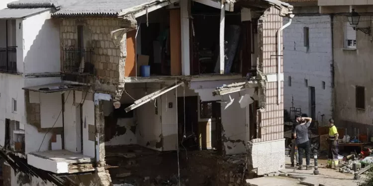 Ritrovato corpo di un bimbo di 5 anni disperso a Valencia