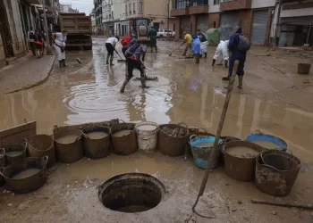 Alluvione in Spagna, i morti sono 223 e i dispersi 17