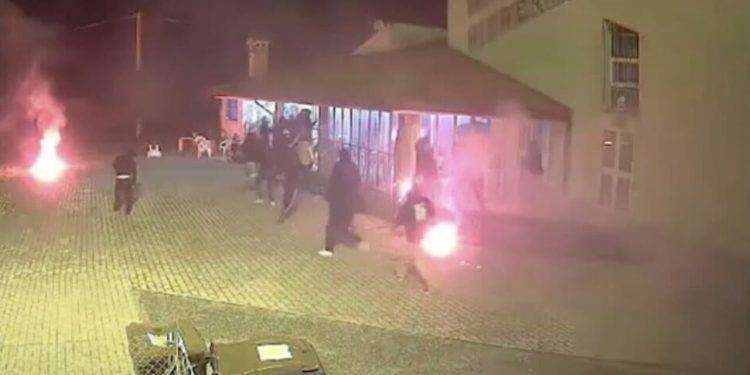 Incappucciati assaltano il ritrovo abituale dei tifosi del Cesena