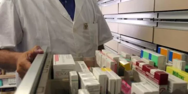 Spesa farmaci a 36,2 miliardi nel 2023, 68,7% rimborsato da Ssn