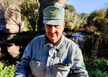 Gettati dal ponte 7 cuccioli di maremmano salvati da Forestale