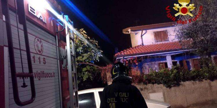 Tragedia a Nurri, incendio in casa: muore un anziano