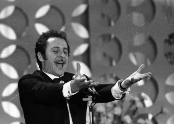 Arriva Modugno, l’italiano che incantò il mondo su Rai1