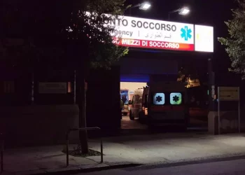 Precipita un ascensore, cinque feriti