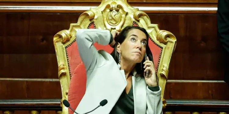 Dossieraggi in Italia, la “vaccirologa” Ronzulli in Procura Milano per essere ascoltata come teste