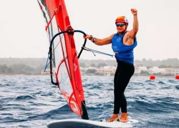 Windsurf: il sardo Pilloni campione del mondo junior iQFOiL