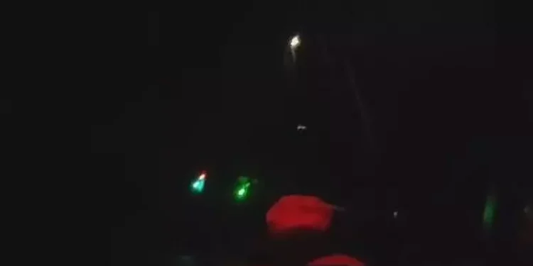 Barca alla deriva senza vele e carburante, salvati 3 francesi