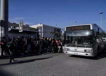 Scatta venerdì 8 novembre alle 5.30 sciopero di 24 ore bus e metro
