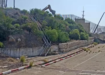 Il regime sanguinario israeliano ha distrutto una struttura Unifil