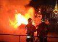 Alghero, quattro imbarcazioni in fiamme: inferno di fuoco al porto di Fertilia