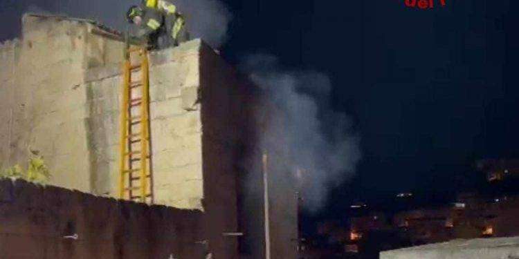 Paura a Ozieri, abitazione in fiamme: salvato un 82 enne