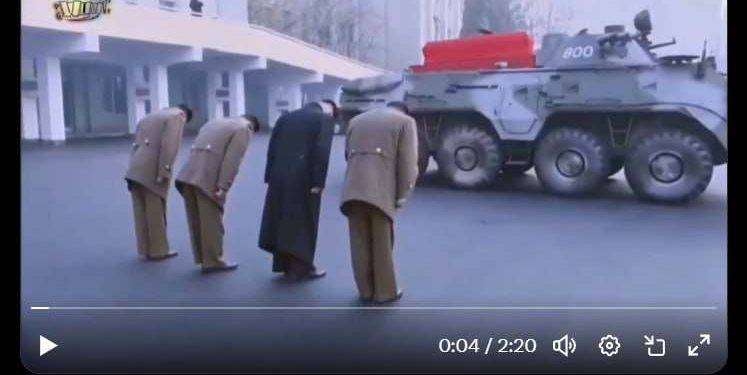 Fake News sui nordcoreani in Ucraina, “il funerale di un Generale della Corea del Nord ucciso a Kursk”, ma è un video del 2015