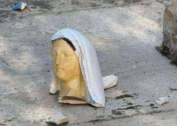 Siria, spari e danneggiamenti nell’arcidiocesi ad Hama e distrutte le tombe sciite