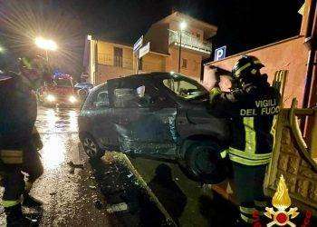 Olbia, scontro fra tre auto: un ferito grave