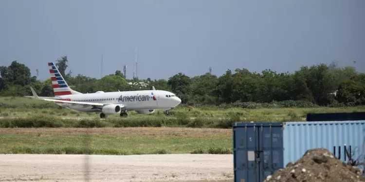 American Airlines sospende tutti i voli per ‘problemi tecnici’