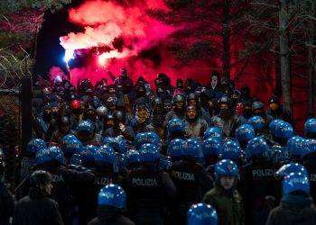 A.C.A.B., la serie in arrivo su Netflix: nel cast Marco Giallini e Adriano Giannini