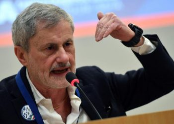 “Ucraina ha perso la guerra, si arrenda”: il messaggio del convegno Vannacci-Alemanno