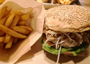 Cardiobesità, oltre metà malattie cuore legate a chili di troppo