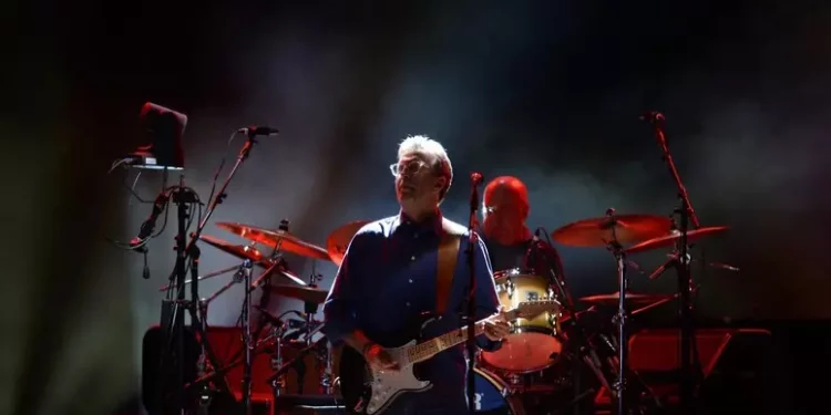 Eric Clapton annuncia due concerti in Italia per il 2025