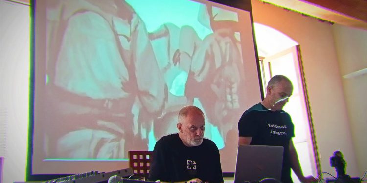 Arte e musica elettronica per un’opera ispirata a Fabrizio De André