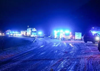 Grave incidente in Norvegia, bus in mare con 60-70 persone a bordo