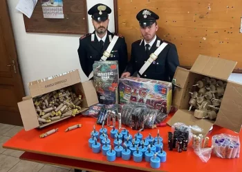 In casa 45 chili di botti illegali, arrestato a Santadi