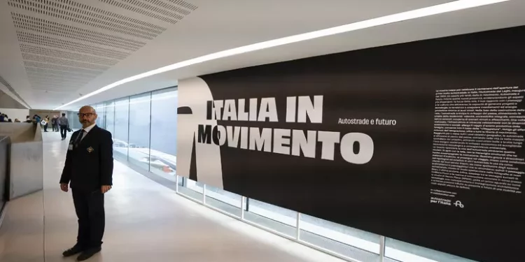 Italia in movimento, 100 anni di autostrade in mostra al Maxxi