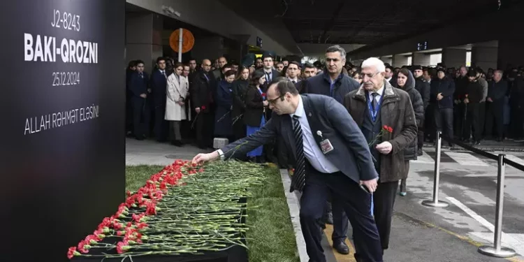 Mosca, droni ucraini su Grozny durante caduta aereo azero