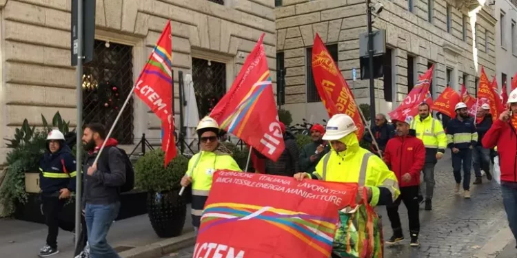 Portovesme, presidio al Mimit ‘vogliamo risposte’