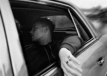 Sam Fender annuncia il People Watching Tour 2025, unica tappa italiana alla nuovissima ChorusLife Arena di Bergamo