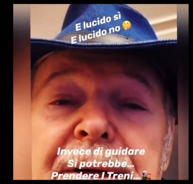 Vasco Rossi contro Salvini: ‘Arrestati se fumate una canna’