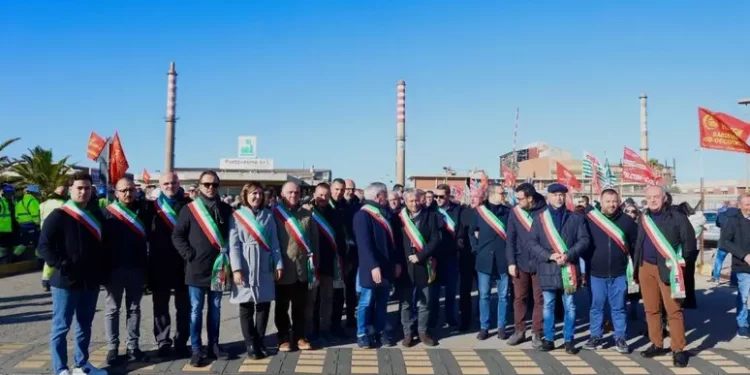 Unico coro sindacati, ‘La Portovesme deve restare in marcia’
