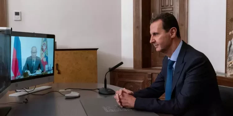 Cremlino, ‘Assad è a Mosca con i familiari, concesso l’asilo’