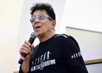 Edoardo Bennato in concerto a Scandicci per Capodanno