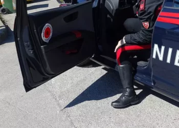 Rapina in distributore di benzina Alghero, bottino 30mila euro