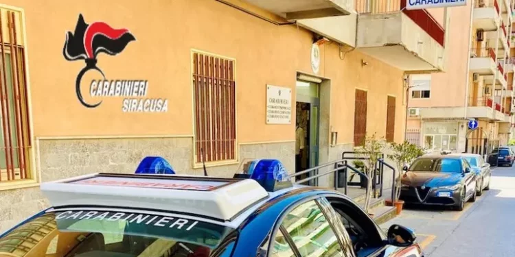 14enne aggredisce dirigente scolastica nel Siracusano