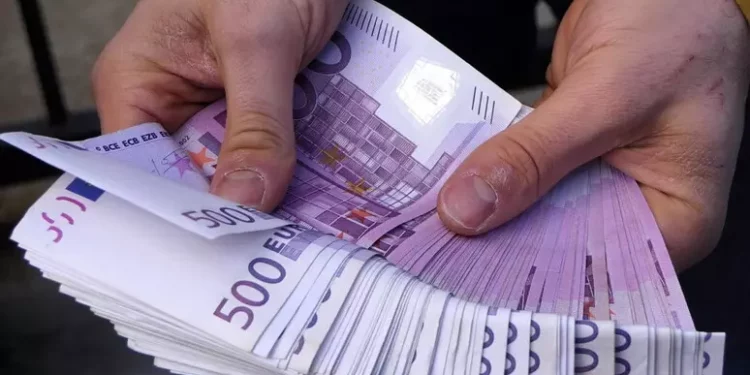 Bankitalia, accelera calo prestiti, ad ottobre -1,1%