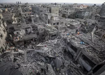 Media, almeno 26 morti a Gaza in nuovi raid del regime israeliano