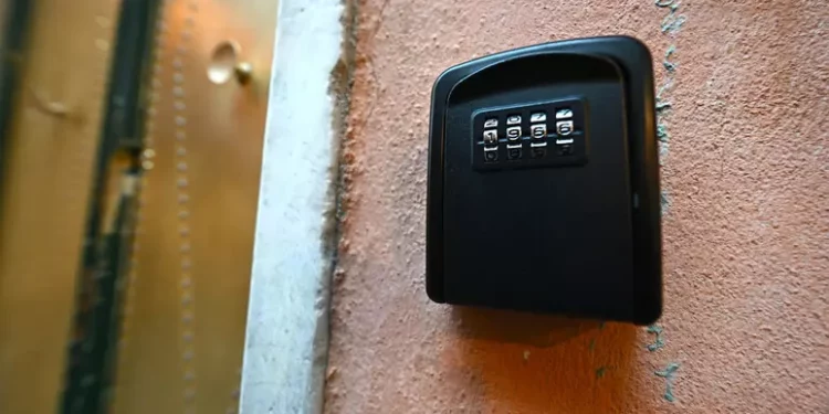Affitti brevi, anche nel Cagliaritano stop alle ‘keybox’