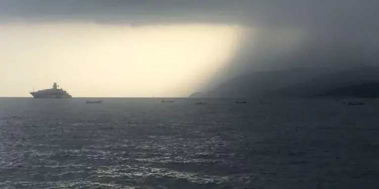 Declassata allerta meteo Sardegna, temporali scaricano in mare